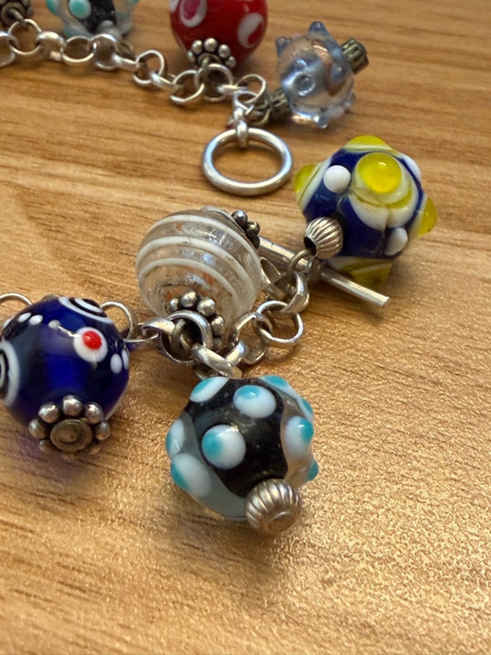 Amazing sterling silver art glass charm bracelet - Picture 2 of 12